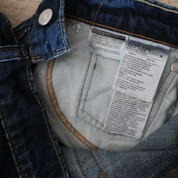 Levi's 514 Blue Denim 32 x 32 Jeans - Picture 5 of 5